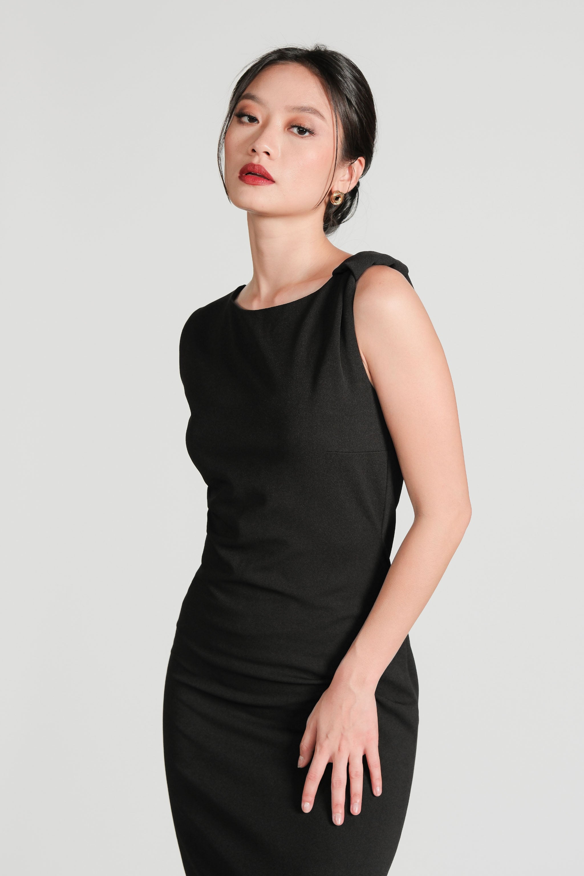 Asymmetrical Neckline Dress - Black